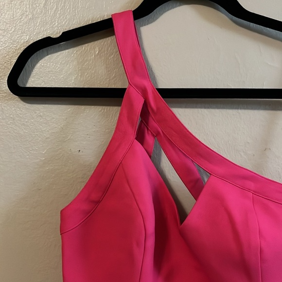 NBD x the Naven Twins Hot Pink One Shoulder Asymmetrical Mini Dress XS - Picture 3 of 13